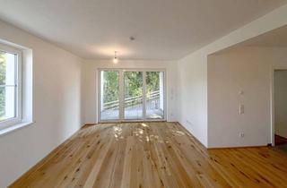 Wohnung kaufen in 4861 Schörfling, Geräumige Wohnung im Ortszentrum