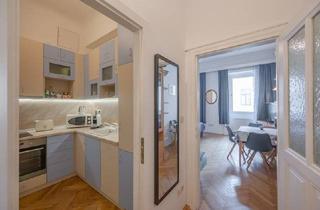 Wohnung kaufen in Mariahilfer Straße, 1070 Wien, Top Lage - Helle 34m2 Altbauwohnung - Perfekter Grundriss