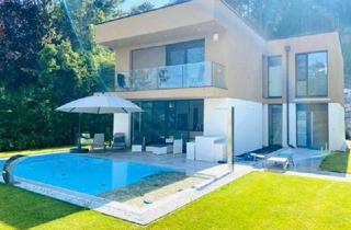 Villen zu kaufen in 3400 Klosterneuburg, High-Tech-Luxusdomizil mit Infinity-Pool in indyllischer Waldrandlage