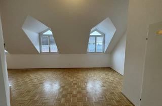 Loft mieten in 1050 Wien, Stilvolle Dachgeschosswohnung mit Dreifenster-Panorama – 5. Bezirk, Toplage