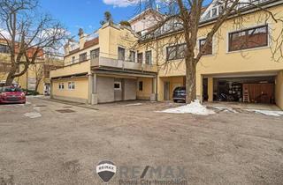 Wohnung kaufen in 2340 Mödling, "Großzügige 215 m² Wohnung mit 35 m² Terrasse in Innenhoflage!"