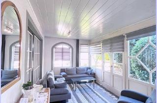 Einfamilienhaus kaufen in Bernreitherstrasse 75, 8344 Bad Gleichenberg, Wunderschönes Wohnhaus in Traumlage.Gepflegter Garten, Pool, geräumige Aufteilung. 6 Zimmer, Garage