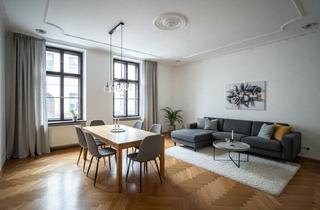 Wohnung kaufen in Rennweg, Schloss Belvedere, Ungargasse, 1030 Wien, Historischer Altbau in Belvedere-Nähe - seltene Projektchance in absoluter Toplage