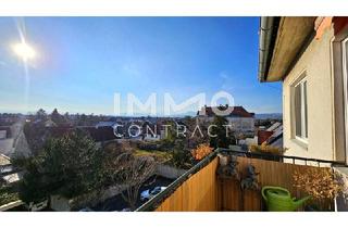 Wohnung kaufen in 2700 Wiener Neustadt, Aussicht inklusive: Helle, sehr große 3-Zimmer-Wohnung mit Balkon und Garage in attraktiver Lage