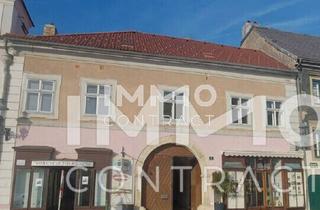 Haus kaufen in 3550 Langenlois, WOHN-UND GESCHÄFTSHAUS AUS DEM 16. JAHRHUNDERT IM HERZEN VON LANGENLOIS 100 m Kellerröhre, Nebengebäude, Innenhof, Geschäftslokale, usw.