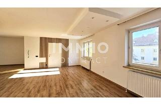 Wohnung kaufen in 2361 Laxenburg, Sonnige, sehr große 4-Zimmer-Wohnung - zwei Bäder, große Küche - im Zentrum von Laxenburg