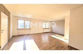 Wohnung kaufen in 2361 Laxenburg, Sonnige, sehr große 4-Zimmer-Wohnung - zwei Bäder, große Küche - im Zentrum von Laxenburg