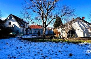 Einfamilienhaus kaufen in 8055 Graz, Einfamilienhaus mit großem Nebengebäude auf 1.855m² Bauland - absolute Ruhelage und unverbaubarer Blick!