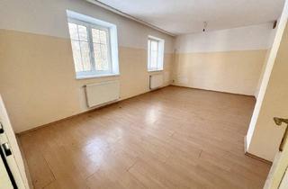 Reihenhaus kaufen in 2540 Bad Vöslau, Günstiges Haus mit Garten, 4 Zimmern und 2 PKW-Stellplätzen in Bad Vöslau!