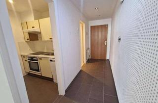 Wohnung kaufen in Innsbrucker Straße 41, 6130 Schwaz, Garconnière I Loggia