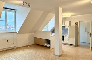 Wohnung mieten in Schloßberg, 8010 Graz, Gemütliche Dachgeschosswohnung in der Nähe des Schlossberges zu mieten!