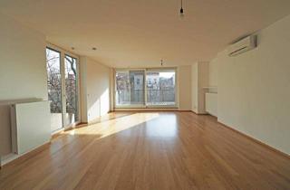 Wohnung mieten in Mühlgasse, 1040 Wien, MÜHLGASSE | NASCHMARKT | exklusive 4-Zimmer-Dachgeschoß-Wohnung mit Südostterrasse