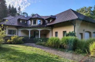 Villen zu kaufen in 2571 Altenmarkt an der Triesting, Tolle Villa mit neuer PV-Anlage bietet viel Platz und ruhige, grüne Umgebung - ca. 38 min zur Stadtgrenze Wien!