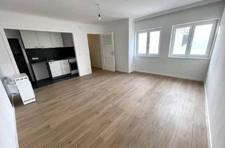 Wohnung mieten in 1090 Wien, ERSTBEZUG NACH SANIERUNG - SÜSSE SINGLEWOHNUNG IN TOPLAGE - CA. 3 MIN ZUR CITY UND U2 SCHOTTENTOR - SONNIG UND RUHIG - DACHTERRASSE ZUR ALLGEMEINEN NUTZUNG