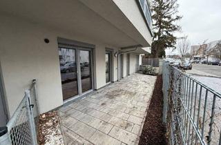 Wohnung mieten in 1210 Wien, 2-Zimmer-Wohnung mit großer Terrasse und kleiner Grünfläche