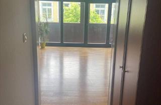 Wohnung mieten in Almerstraße, 5760 Saalfelden am Steinernen Meer, Gemütliche Singlewohnung mit Loggia im Zentrum von Saalfelden zu vermieten