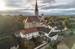 Haus kaufen in 2490 Ebenfurth, ** Historisches Johanniterhaus am Heldenplatz – mit Innenhof und Gartenbereich **