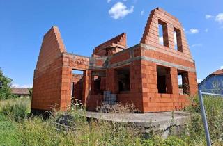Haus kaufen in Röhrabrunn, 2152 Röhrabrunn, Aufgeschlossenes Baugrundstück mit Rohbau und bewilligtem Einreichplan in Röhrabrunn