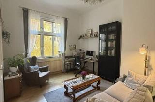Wohnung kaufen in Grillgasse, 1110 Wien, HELL, GEMÜTLICH & GUT VERMIETET – GEPFLEGTE 2-ZIMMER-WOHNUNG MIT BALKON IN SIMMERING ZU KAUFEN!