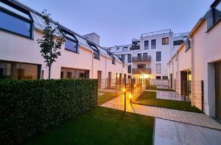 Wohnung kaufen in Klostermanngasse, 1230 Wien, Happy to be here! WOW - Cooles Townhouse mit Garten! Erdwärme + Absolute Ruhelage + Tiefgarage + Ideale Süd Ausrichtung! Nachhaltig und zukunftssicher investiert!