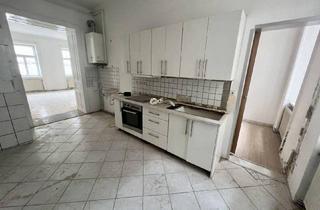 Wohnung kaufen in Kardinal-Nagl-Platz, 1030 Wien, Renovierungsbedürftige 2,5 Zimmer Wohnung mit Lift - unweit Donaulände und Kardinal Nagl Platz U3!