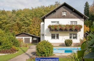 Einfamilienhaus kaufen in 4710 Grieskirchen, Solides Platzwunder mit Pool nur 500m vom Zentrum entfernt / Grundfläche 1.296 m² / Ziegeldoppelgarage mit Lagerraum