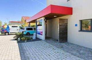 Gewerbeimmobilie kaufen in 7064 Oslip, Modernes Bürogebäude mit Wohnnutzung und Pool!
