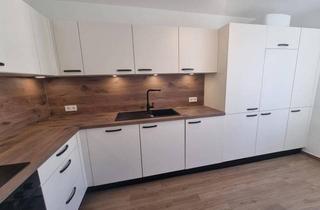 Wohnung mieten in Nonnbergstiege, 5020 Salzburg, Kernsaniertes Altstadtjuwel | 40 m² | Nonnbergstiege 1 | Blick auf den Kapuzinerberg