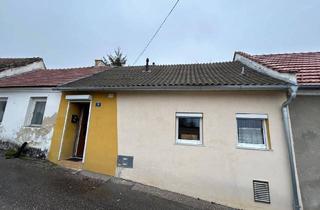 Haus kaufen in 2165 Drasenhofen, OPEN HOUSE! Sanierungsbedürftiges 1-Zimmer-Haus mit Außenbereich