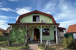 Haus kaufen in 2326 Maria-Lanzendorf, Ganzjährig bewohnbares Kleingartenhaus im Grünen- ideal für 1-2 Personen