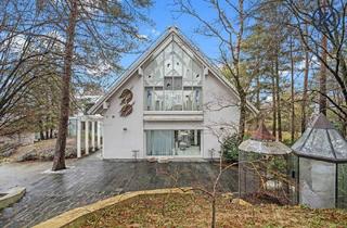 Haus kaufen in 2102 Bisamberg, Wo die Seele ihr Zuhause findet: Ein Kunstwerk zwischen Wald und Wien