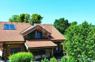 Haus kaufen in 2392 Sulz im Wienerwald, ROMANTISCHES UND MODERNES NATURSTAMMBLOCKHAUS MIT NEUEM POOL!
