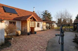 Haus kaufen in 2164 Wildendürnbach, Klein aber fein! Gepflegtes Landhaus mit großem Obstgarten – ideal für Singles oder Pärchen - 92.000 €