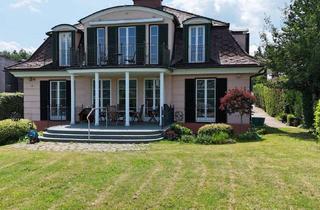 Villen zu kaufen in 9220 Velden am Wörther See, Traumhafte Villa in Bestlage der Veldener Bucht mit atemberaubendem Wörtherseeblick