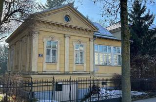 Villen zu kaufen in 1140 Wien, Charmante Villa - Sanierungsobjekt mit Potential