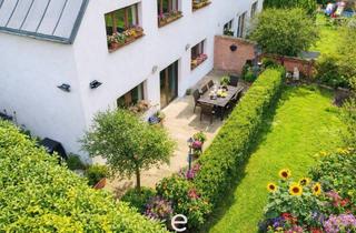 Doppelhaushälfte kaufen in 2531 Gaaden, Stylische Doppelhaushälfte mit Dachterrasse, Garten und Doppelcarport in Gaaden