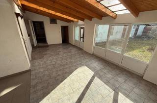 Einfamilienhaus kaufen in 2424 Zurndorf, Einfamilienhaus mit Nebengebäude und Garten