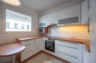 Wohnung kaufen in Hardtmuthgasse 108, 1100 Wien, Frisch saniert! Großzügige 4-5 Zimmer Wohnung mit Loggia nahe Wienerberg