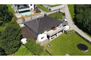 Mehrfamilienhaus kaufen in 4707 Schlüßlberg, Modernisiertes Mehrfamilienhaus - 2 getrennte Wohnungen- auf ca. 3.000 m² in Schlüßlberg - Ruhelage– Untervermietung möglich!