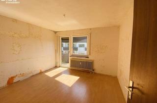 Wohnung kaufen in Fischach, 5101 Bergheim, Sanierungsbedürftige 4-Zimmer-Wohnung mit zwei Balkonen in ruhiger Lage