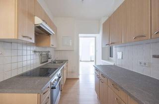 Wohnung kaufen in Erlgasse, 1120 Wien, Leicht renovierungsbedürftige 2-Zimmer-Wohnung im generalsanierten Altbau