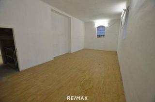 Gewerbeimmobilie mieten in 2440 Gramatneusiedl, LAGERRÄUME im 1. Stock, Fitness, etc.