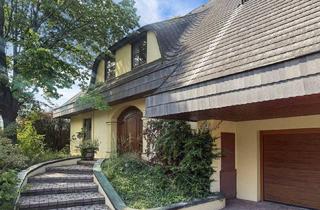 Villen zu kaufen in 2481 Achau, Einzigartige Villa mit Pool & Gartenparadies in Bestlage von Achau