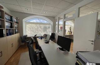 Büro zu mieten in 6361 Hopfgarten-Markt, Top-Gewerbefläche mit ca. 98 m² in Hopfgarten mitten im Markt