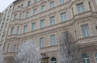 Wohnung kaufen in Linke Wienzeile, 1060 Wien, Eleganz trifft Geschichte - stilvolle Altbauresidenz an der Linken Wienzeile