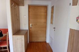 Wohnung kaufen in 6020 Innsbruck, Exklusive, ruhige DG-Garconniere 29 qm2 – möbliert