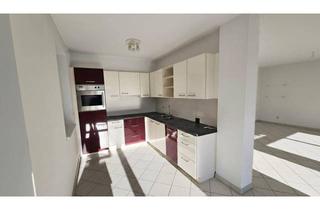 Wohnung kaufen in 6330 Kufstein, Schöne 3-Zimmer-Wohnung mit Stellplatz, Kufstein zentrumsnah