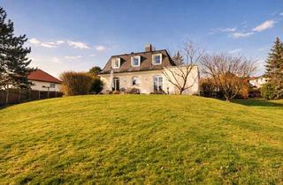 Villen zu kaufen in 2345 Brunn am Gebirge, Exklusive Villa am Brunner Berg - Großzügiges Wohnen auf Traumgrundstück in absoluter Ruhelage!