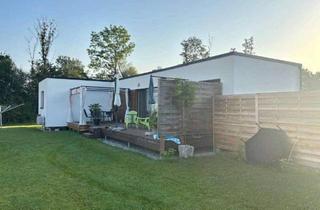 Einfamilienhaus kaufen in 4751 Dorf, Neuwertiger Holz-Bungalow mit großem Garten