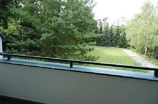 Wohnung kaufen in Döblinger Hauptstraße, 1190 Wien, Hübsche Wohnung mit Blick in Grüne & eigenem Wellnessbereich + Pool